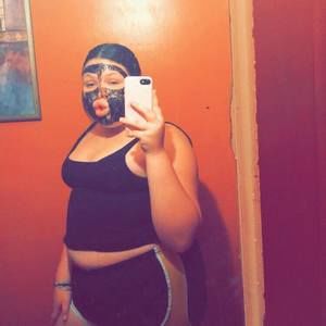 Meet your Posher, Arielle